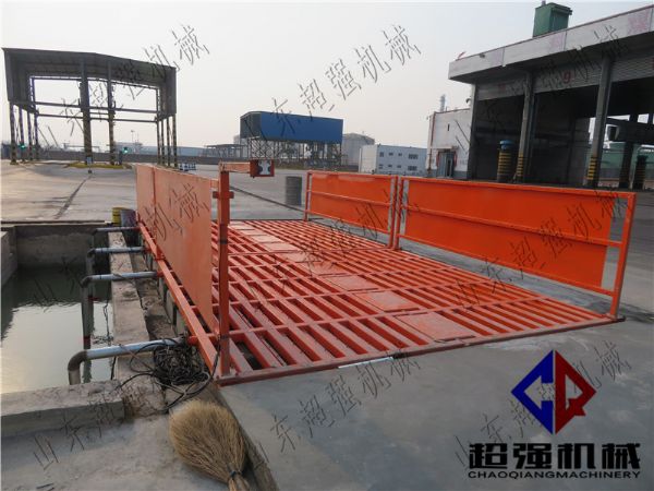 超強(qiáng)100T工程洗車機(jī)